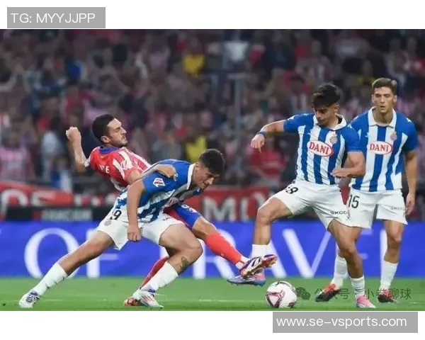 半场战报:赫罗纳0-1皇家奥维耶多,比尼亚斯点射